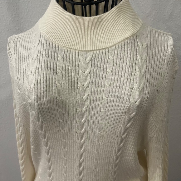 NWT Abercrombie & Fitch White Sweater Dress Size M - Picture 5 of 6